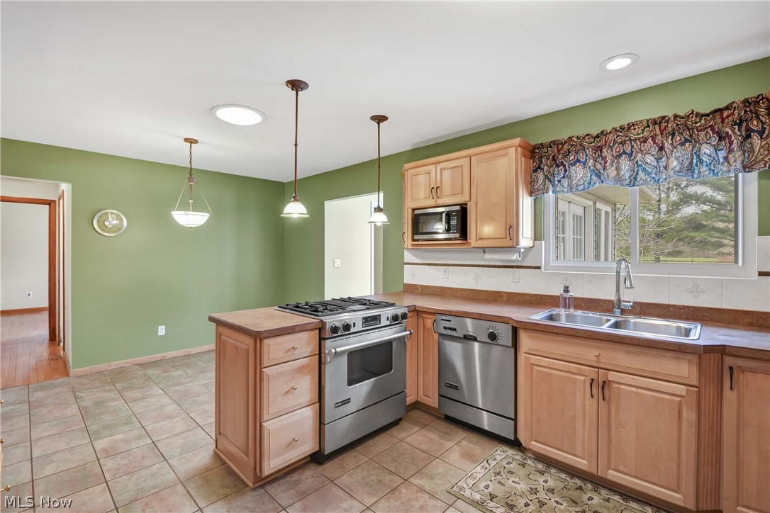 3424 Stoney Ridge Road Avon, OH 44011 - Photo 11 of 48