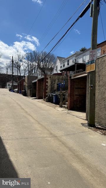 9 York Road Baltimore, MD 21204 - Photo 3 of 3