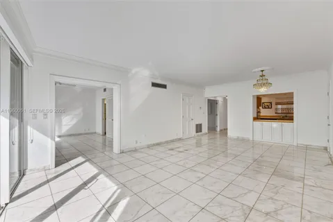 $435,000 | 1 Harbour Way, Unit 108, Bal Harbour, FL 33154