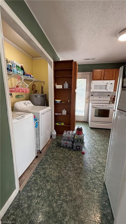 3543 Wall Road Greensboro, NC 27407 - Photo 16 of 37 Kitchen