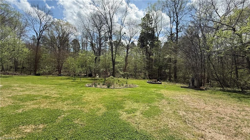 3543 Wall Road Greensboro, NC 27407 - Photo 26 of 37