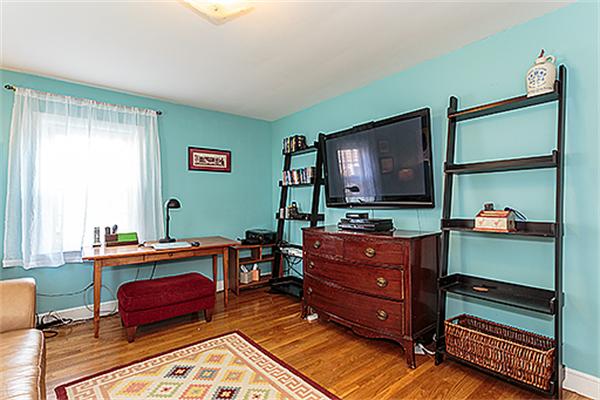 78 Stowecroft Road Arlington, MA 02474 - Photo 11 of 22