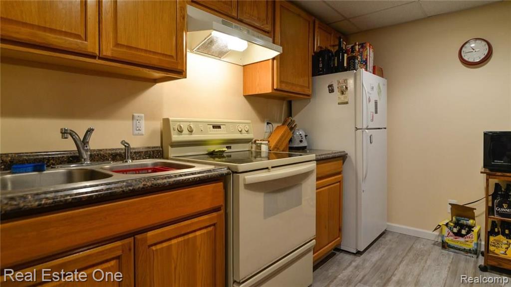 267 Wood Point Howell, MI 48843 - Photo 24 of 39
