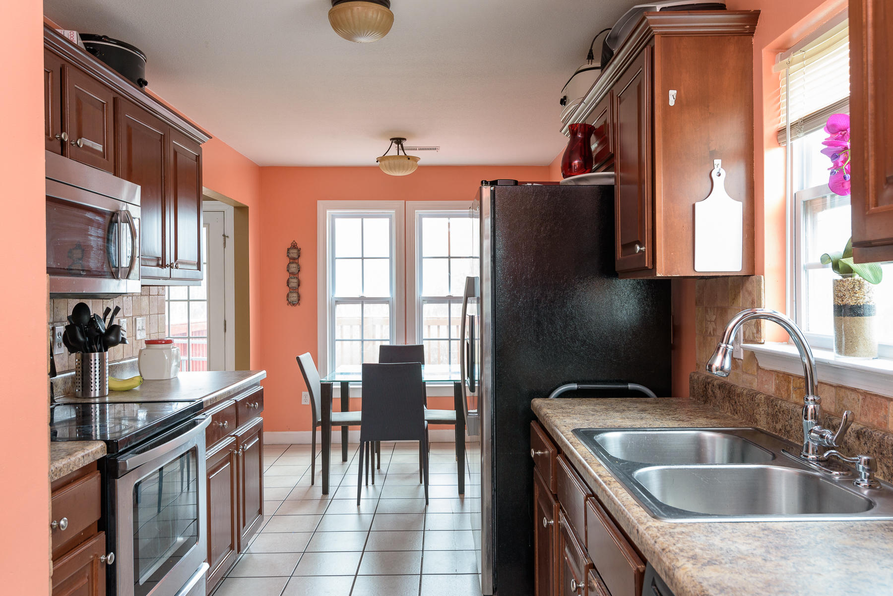 1198 North Moore Road Chattanooga, TN 37411 - Photo 12 of 33 kitchen_6