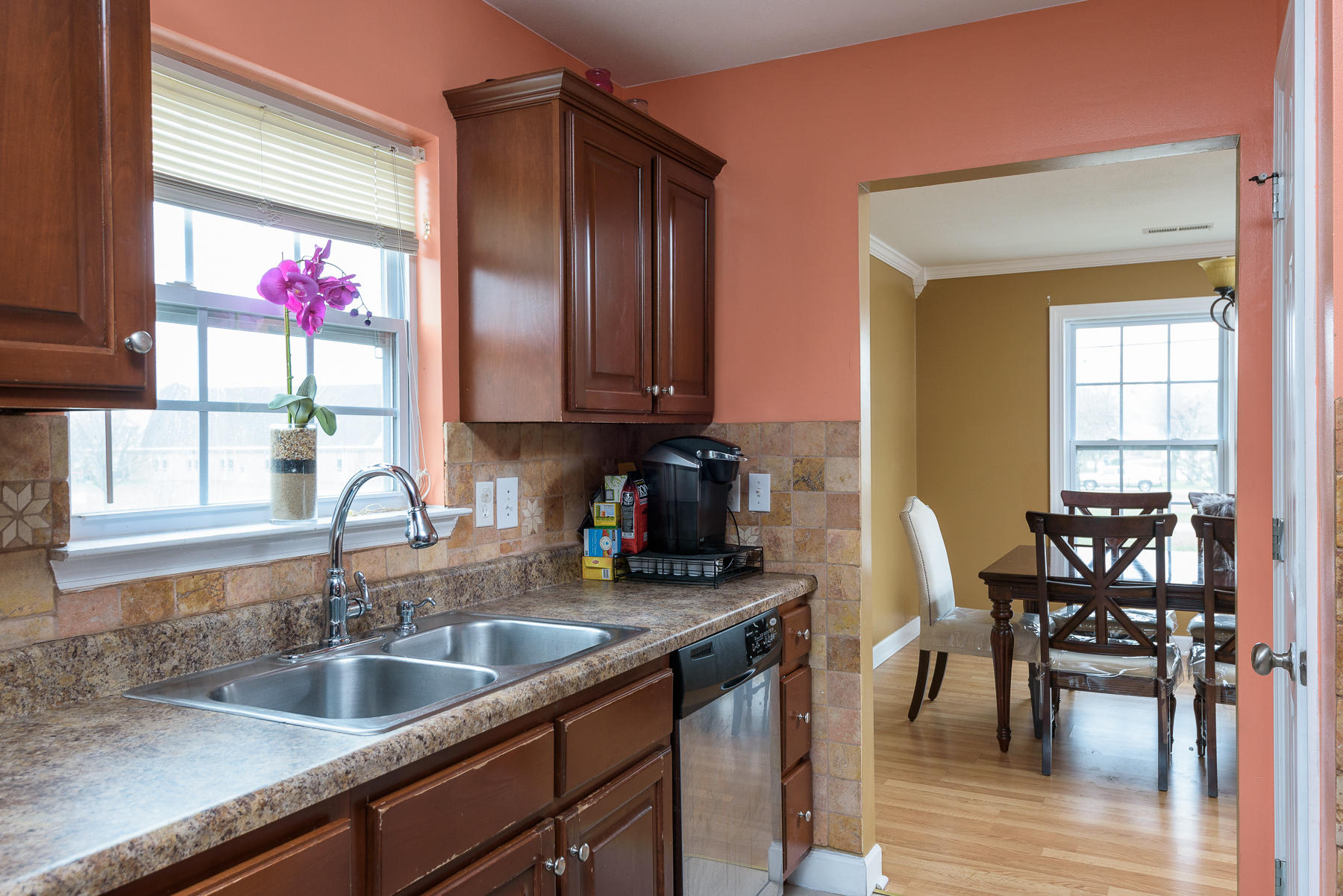 1198 North Moore Road Chattanooga, TN 37411 - Photo 10 of 33 kitchen_4