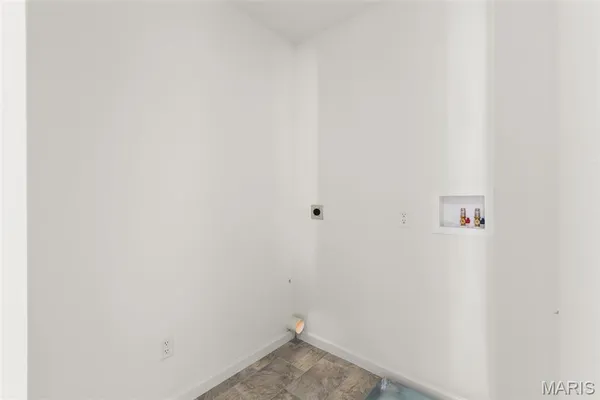 $309,900 | 732 Courtshire Crossing, Truesdale, MO 63380