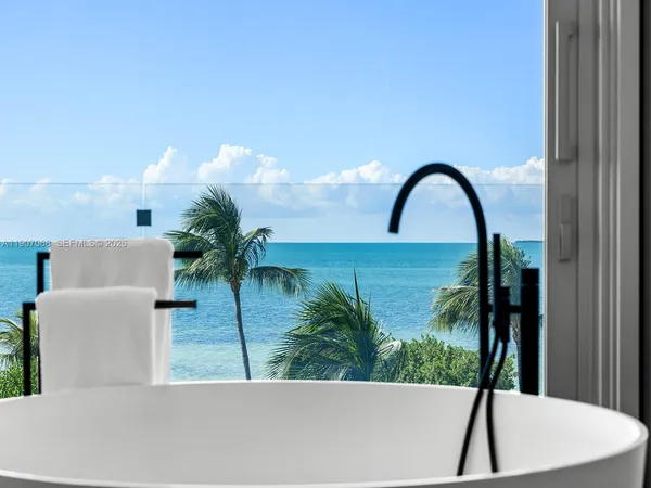 $12,499,000 | 236 Costa Bravo Drive, Islamorada, FL 33036