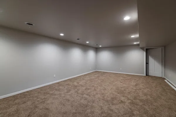 $464,900 | 1918 Arches Drive, Holmen, WI 54636