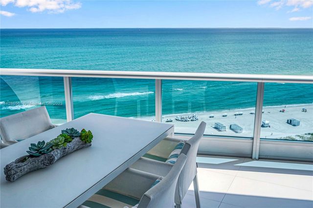 a view of a outdoor space with seating area