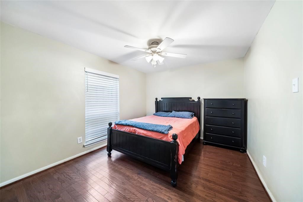 1710 Indiana Street, Unit 12 Houston, TX 77006 - Photo 4 of 7 Gallery Image 4