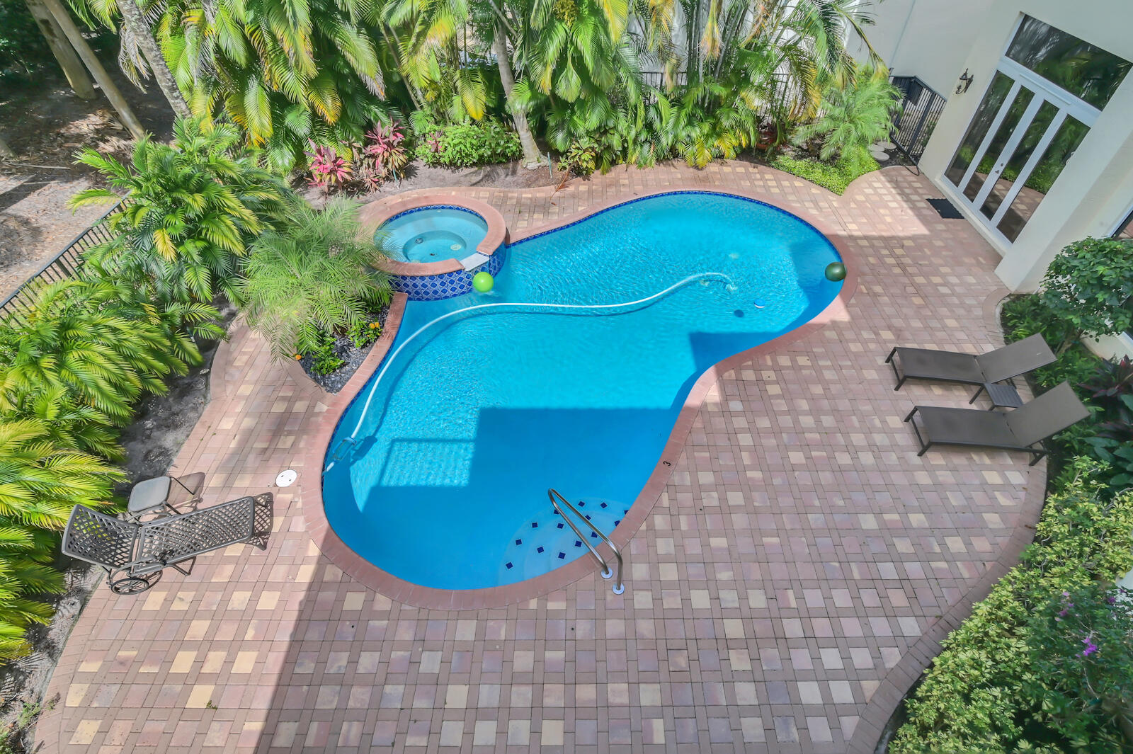 17665 Middlebrook Way Boca Raton, FL 33496 - Photo 60 of 69 Swimming pool