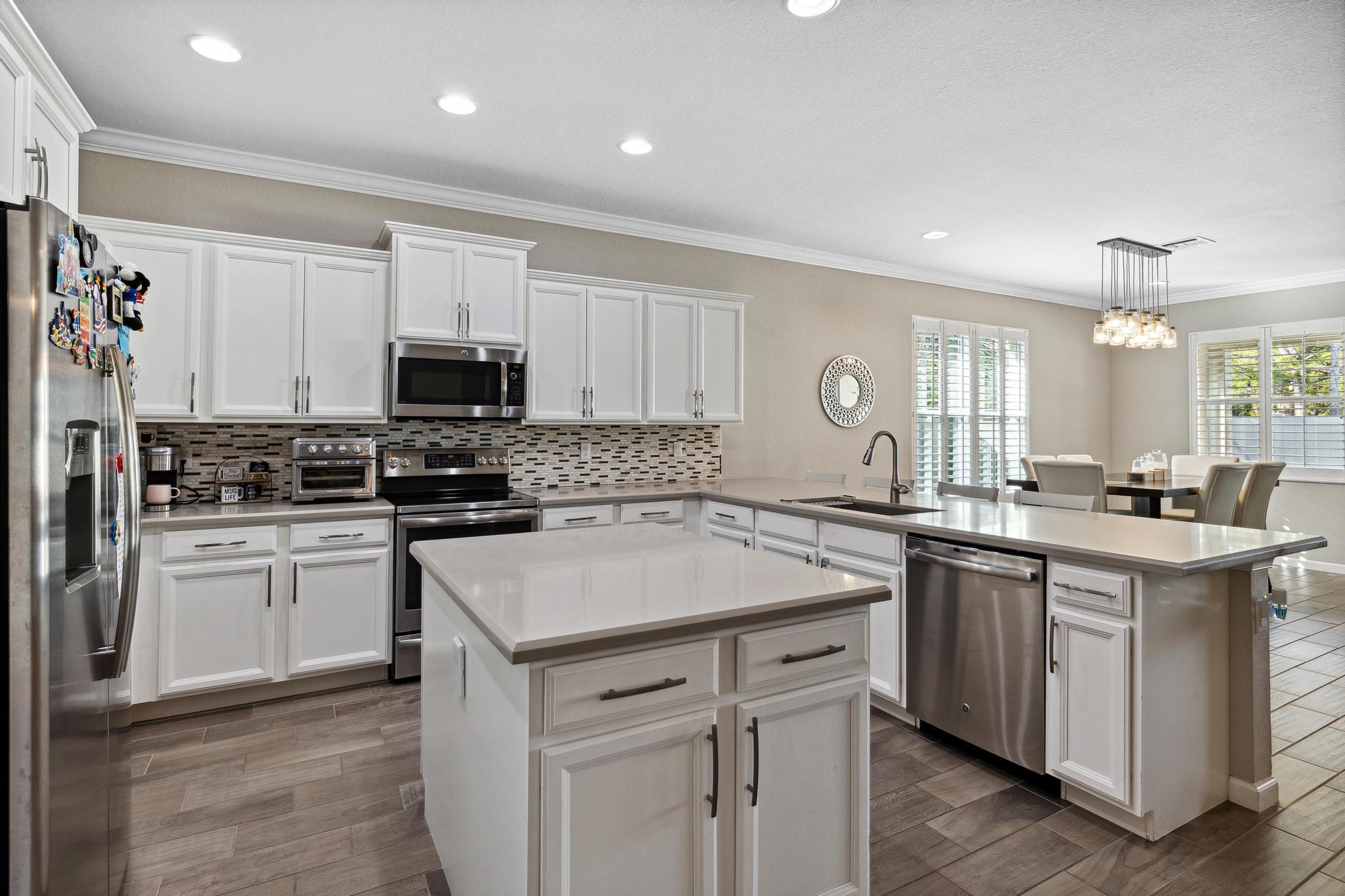 7107 Limestone Cay Road Limestone Creek, FL 33458 - Photo 11 of 36 Kitchen