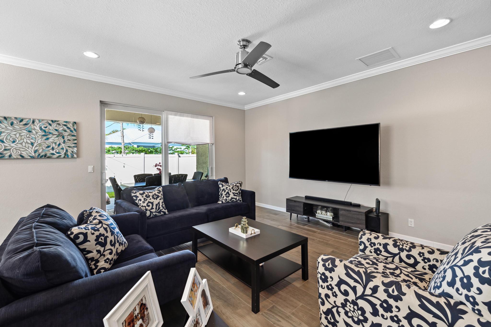 7107 Limestone Cay Road Limestone Creek, FL 33458 - Photo 19 of 36 Great Room