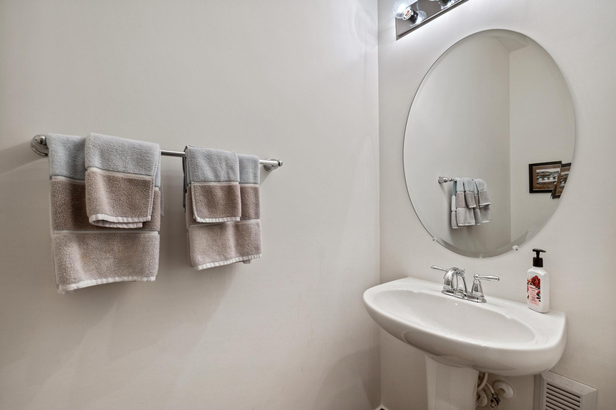 7107 Limestone Cay Road Limestone Creek, FL 33458 - Photo 22 of 36 Half bath