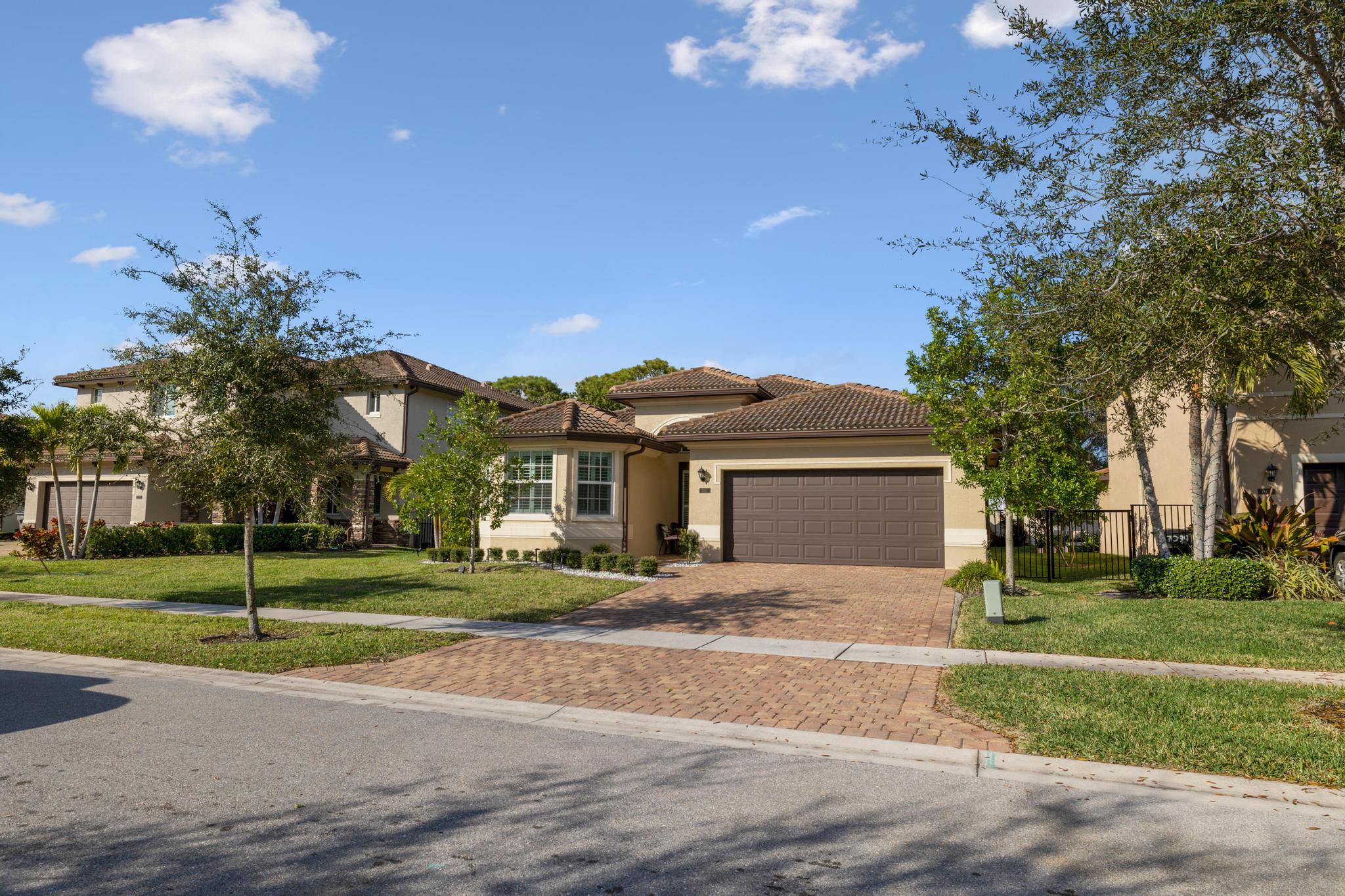 7107 Limestone Cay Road Limestone Creek, FL 33458 - Photo 3 of 36 Front