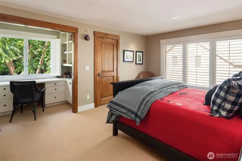 $5,950,000 | 20530 Southeast 19th Street, Sammamish, WA 98075