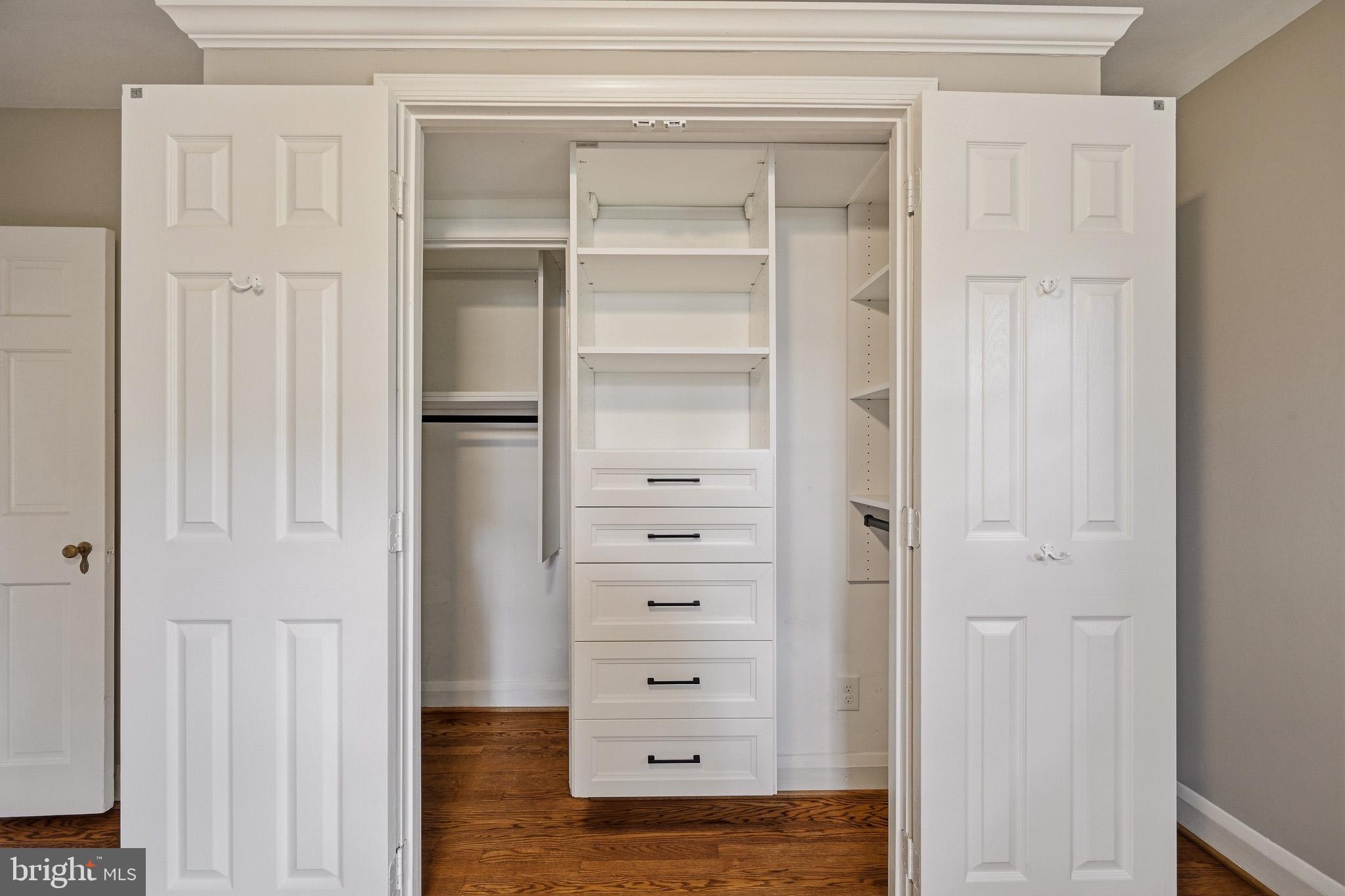 6905 Kenleigh Road Baltimore, MD 21212 - Photo 33 of 51 Custom closet