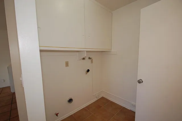 $4,000 | 1020 Bailard Avenue, Unit F, Carpinteria, CA 93013