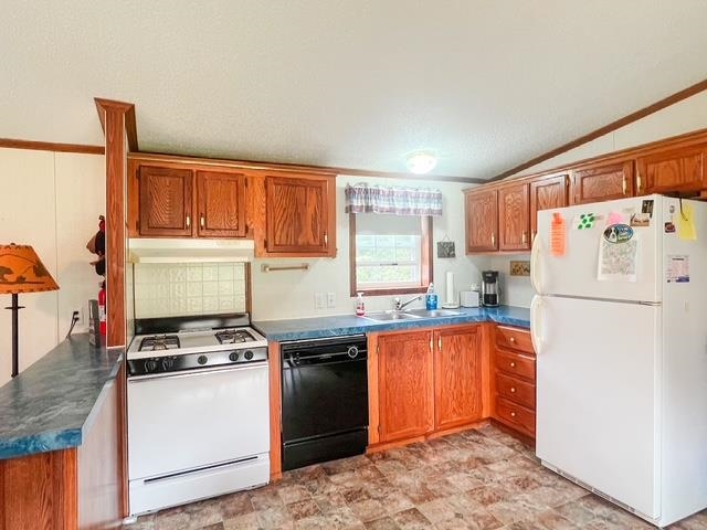 5495 West Clarence Road Harrison, MI 48625 - Photo 8 of 44