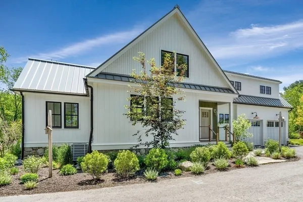 $2,995,000 | 28 Hatch Farm Lane, Unit 28, Concord, MA 01742