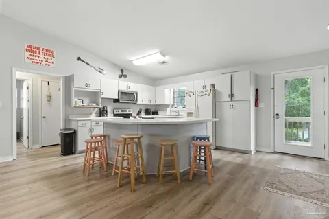 $389,900 | 6913 Sea Shark Circle, Navarre, FL 32566