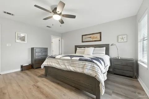 $389,900 | 6913 Sea Shark Circle, Navarre, FL 32566