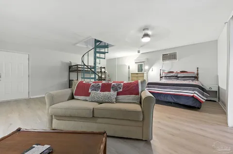 $389,900 | 6913 Sea Shark Circle, Navarre, FL 32566