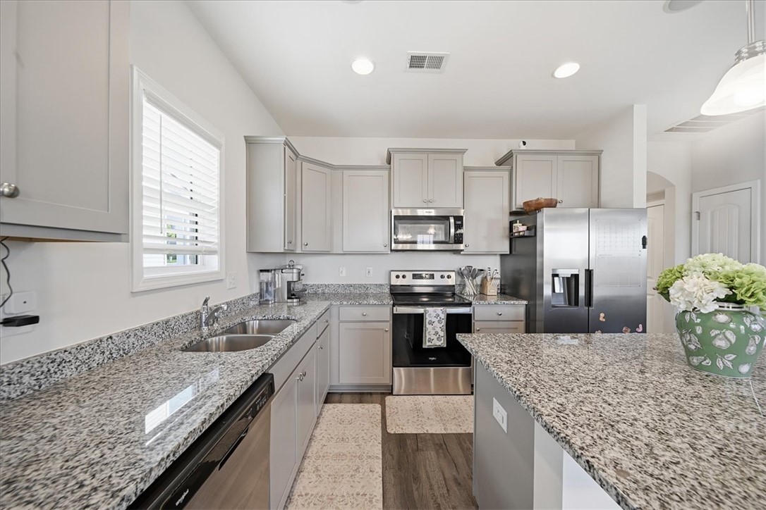 403 Seaborn Circle Pendleton, SC 29670 - Photo 16 of 47 A well-appointed kitchen showcasing durable granite countertops and modern stainless steel appliances.
