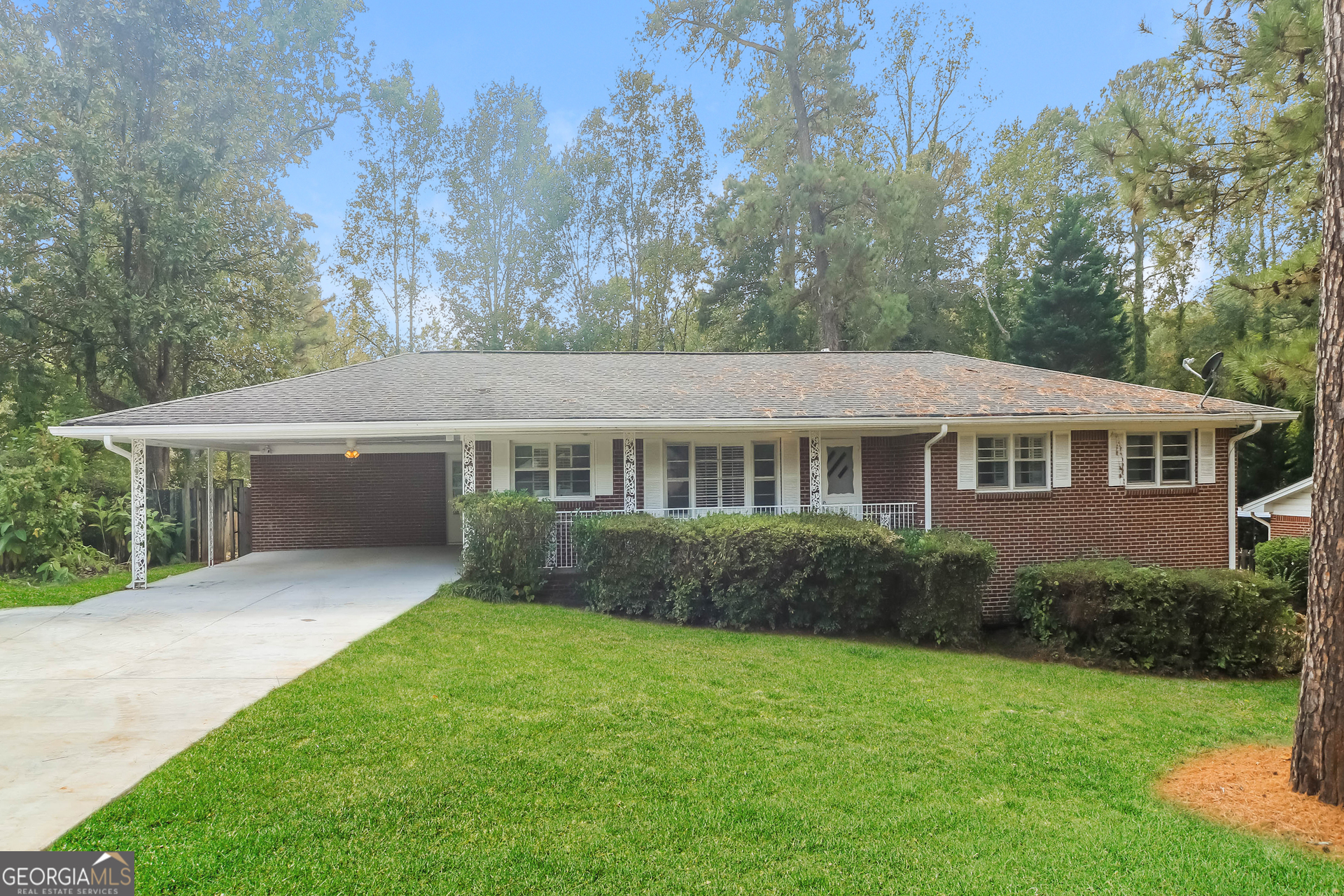 1255 Angelia Drive Southwest Mableton, GA 30126 - Photo 2 of 25