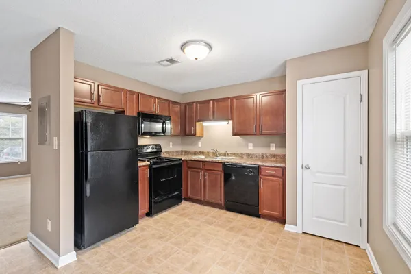 $1,025 | 524 Patriot Park Court, Unit D, Clarksville, TN 37042