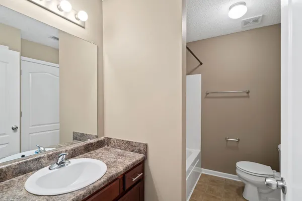 $1,025 | 524 Patriot Park Court, Unit D, Clarksville, TN 37042