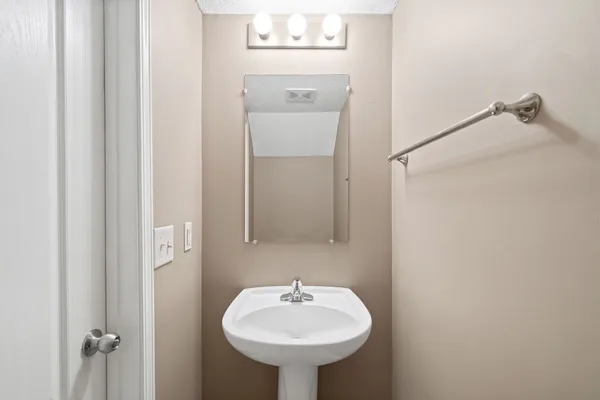 $1,025 | 524 Patriot Park Court, Unit D, Clarksville, TN 37042