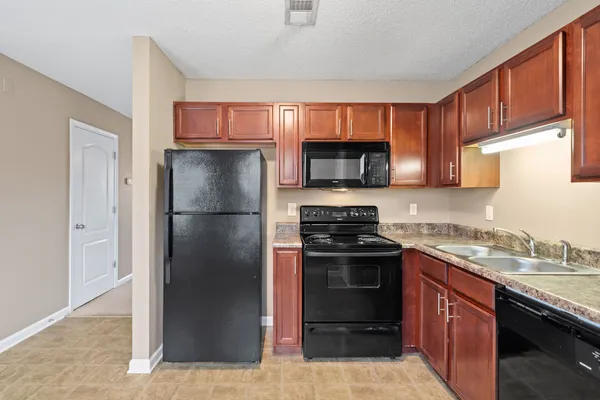 $1,025 | 524 Patriot Park Court, Unit D, Clarksville, TN 37042