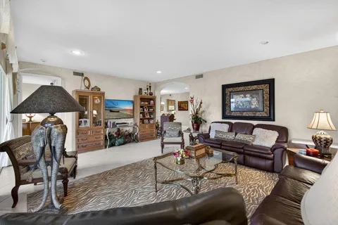 $855,000 | 113 Palm Point Circle, Unit A, Palm Beach Gardens, FL 33418