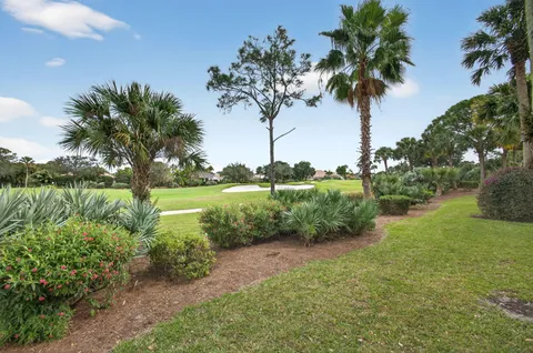 $855,000 | 113 Palm Point Circle, Unit A, Palm Beach Gardens, FL 33418