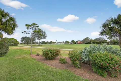 $855,000 | 113 Palm Point Circle, Unit A, Palm Beach Gardens, FL 33418