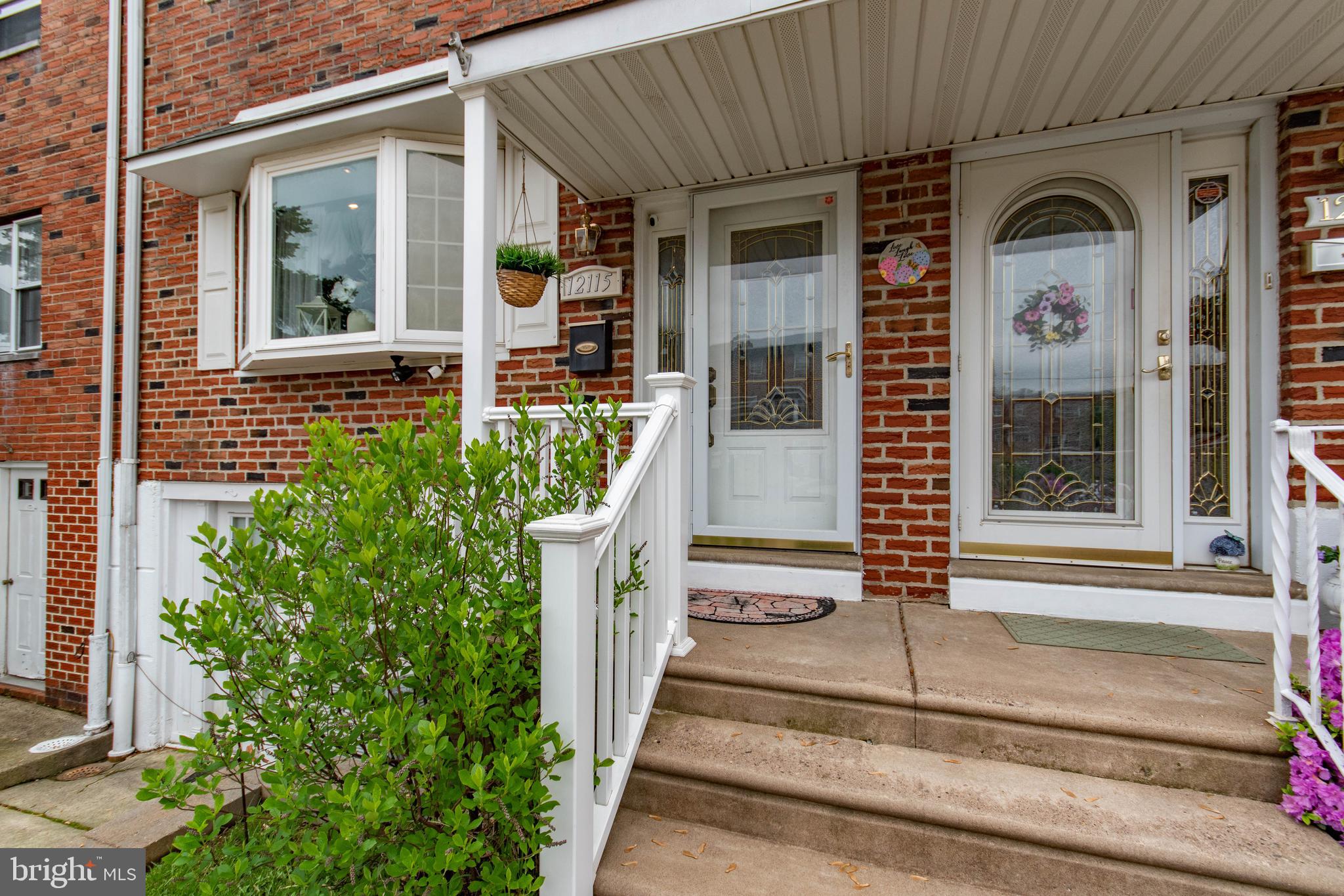 12115 Ranier Road Philadelphia, PA 19154 - Photo 3 of 35