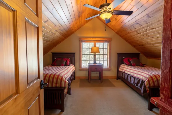 $975,000 | 11472 Lynn Boyd Way, Unit COTTAGE 2 ALL 4 FRACTIONS, Crosslake, MN 56442