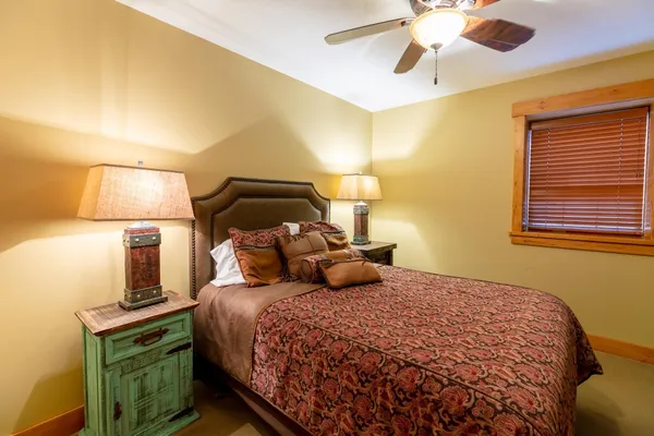 $975,000 | 11472 Lynn Boyd Way, Unit COTTAGE 2 ALL 4 FRACTIONS, Crosslake, MN 56442