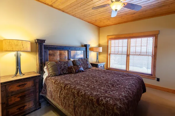 $975,000 | 11472 Lynn Boyd Way, Unit COTTAGE 2 ALL 4 FRACTIONS, Crosslake, MN 56442