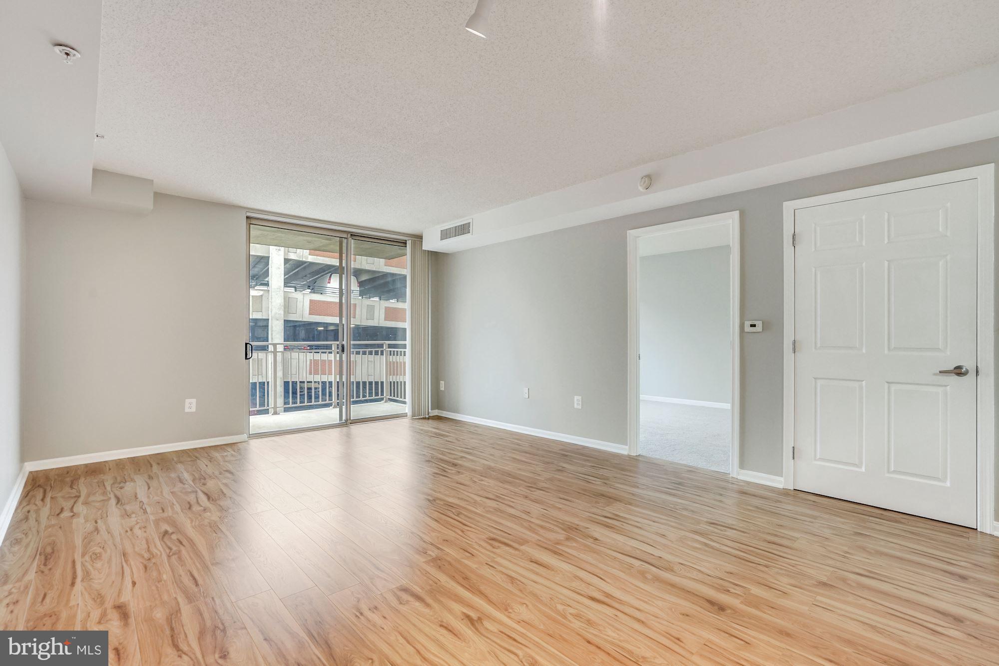 2726 Gallows Road, Unit 413 Vienna, VA 22180 - Photo 11 of 50 Gallery Image 11