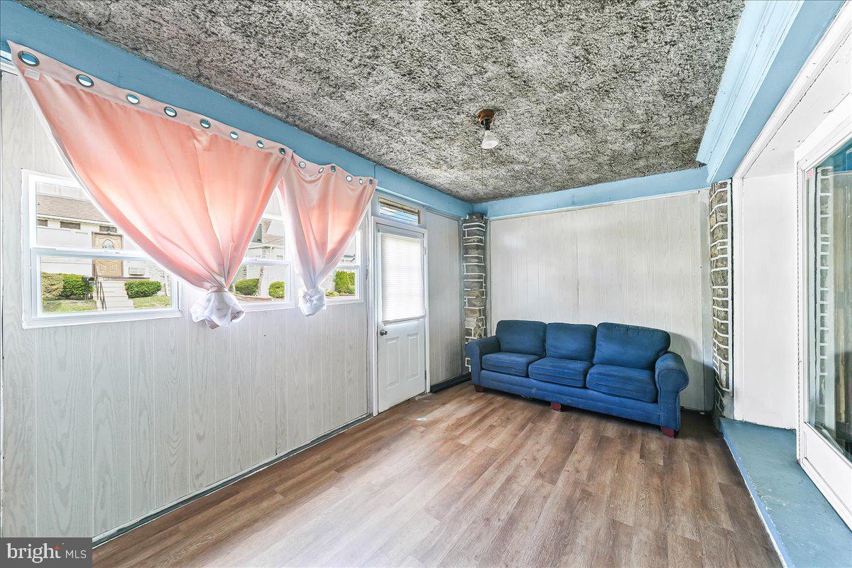 9 Ardsley Road Upper Darby, PA 19082 - Photo 6 of 20