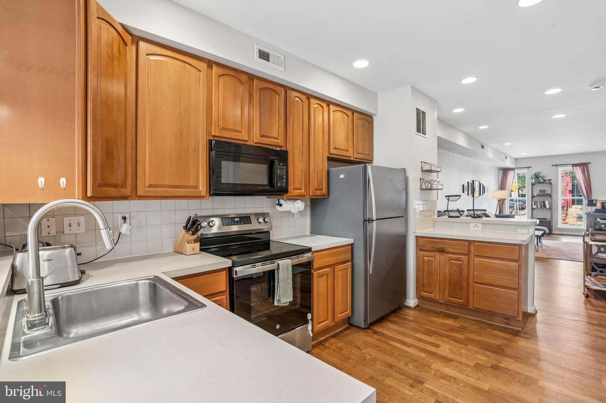 3005 Keswick Road Baltimore, MD 21211 - Photo 10 of 46