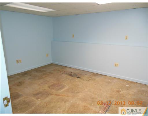 25 Penn Lyle Road West Windsor, NJ 08550 - Photo 22 of 25 a view of an empty room