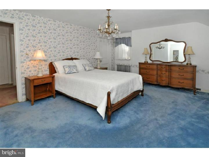 245 Berkeley Road Glenside, PA 19038 - Photo 14 of 25 Bedroom - Main