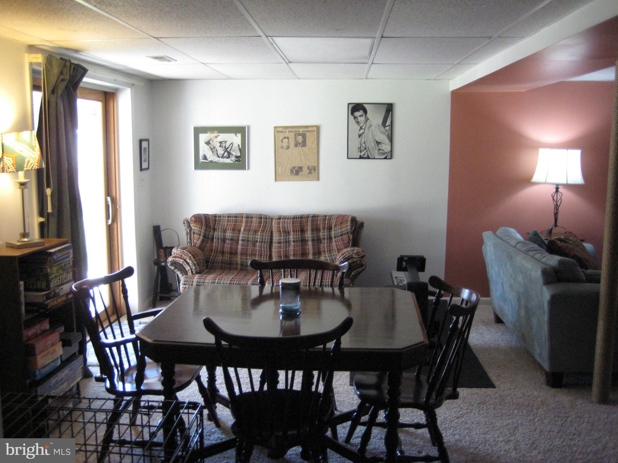 1903 Shetland Road Finksburg, MD 21048 - Photo 14 of 25 Family Room