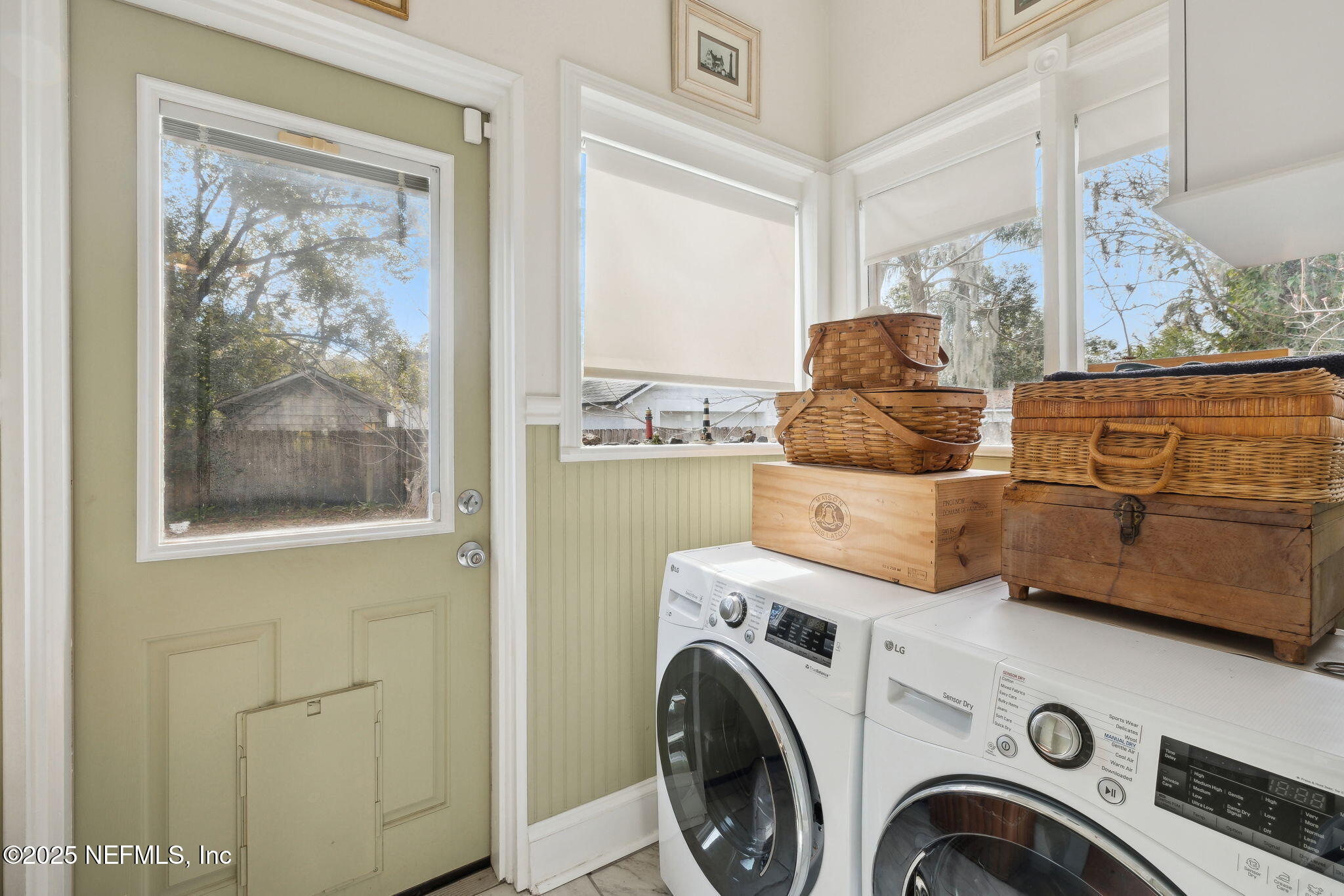 4608 Post Street Jacksonville, FL 32205 - Photo 25 of 49 a utility room with dryer and washer