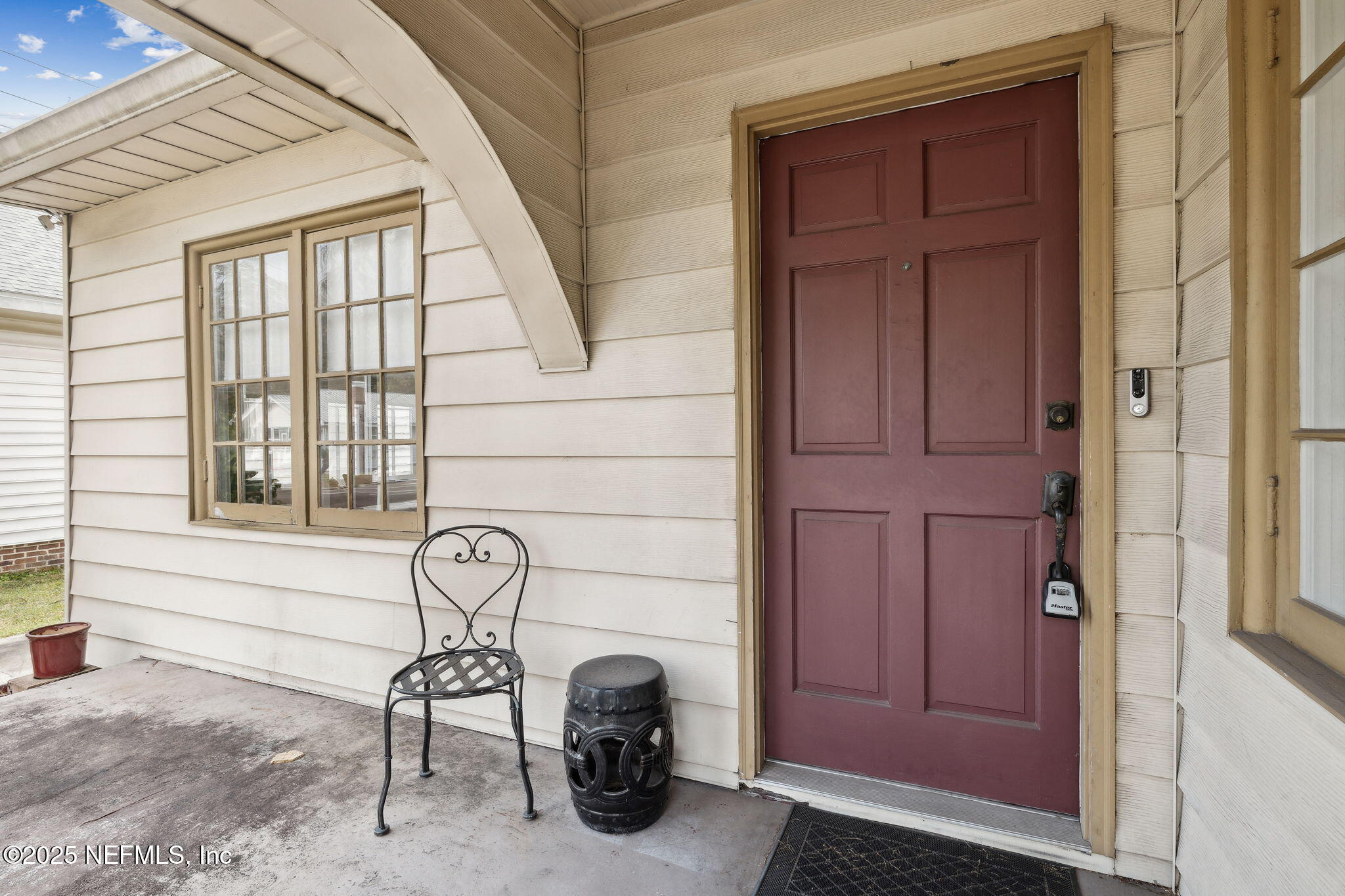 4608 Post Street Jacksonville, FL 32205 - Photo 4 of 49 a view of a door and chair in the room