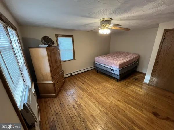 $245,000 | 2 New Market Street, Freeburg, PA 17827