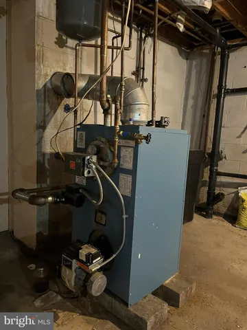 a view of a building with a lot of trees